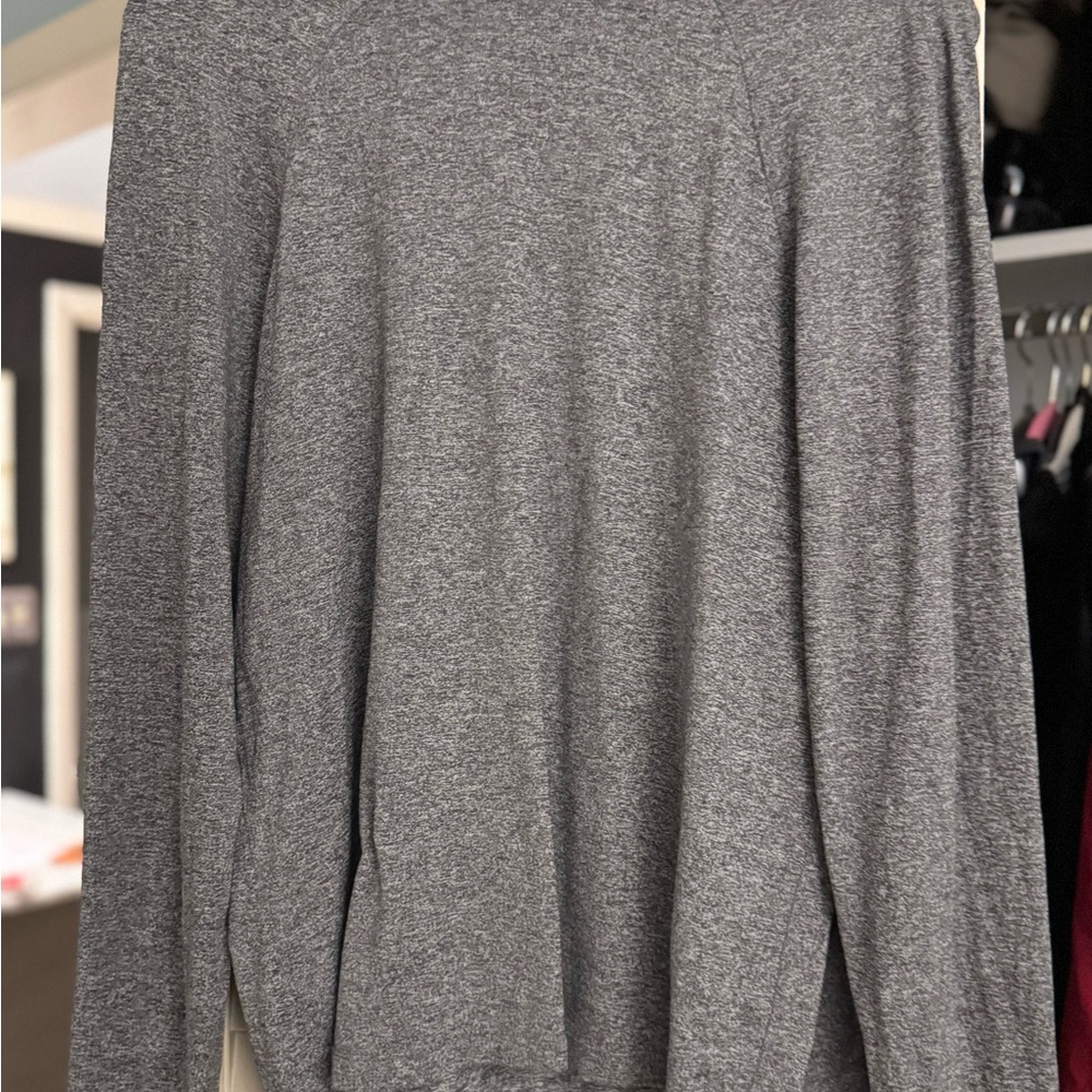 Lululemon Gray Long Sleeve Top